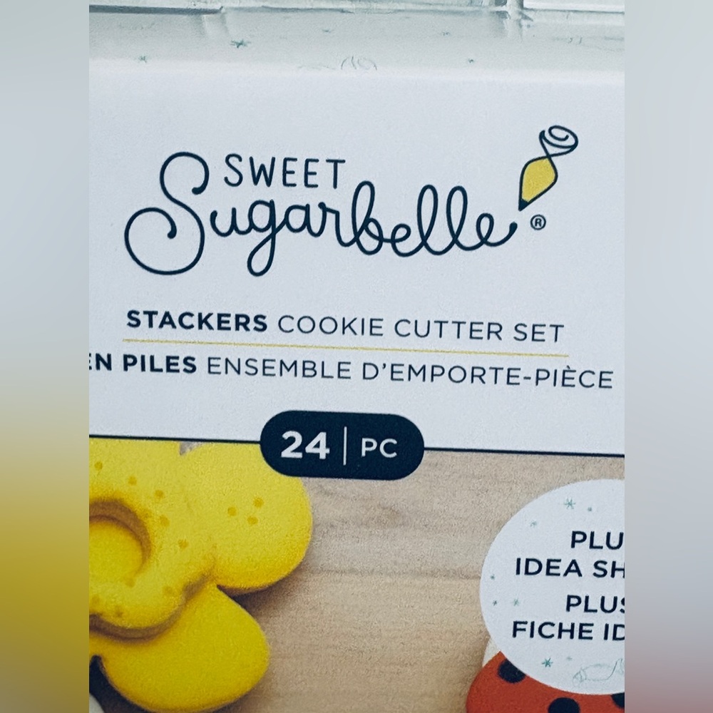 Sweet Sugarbelle cookie cutter kit. Stackers. NWT. 24 pc.